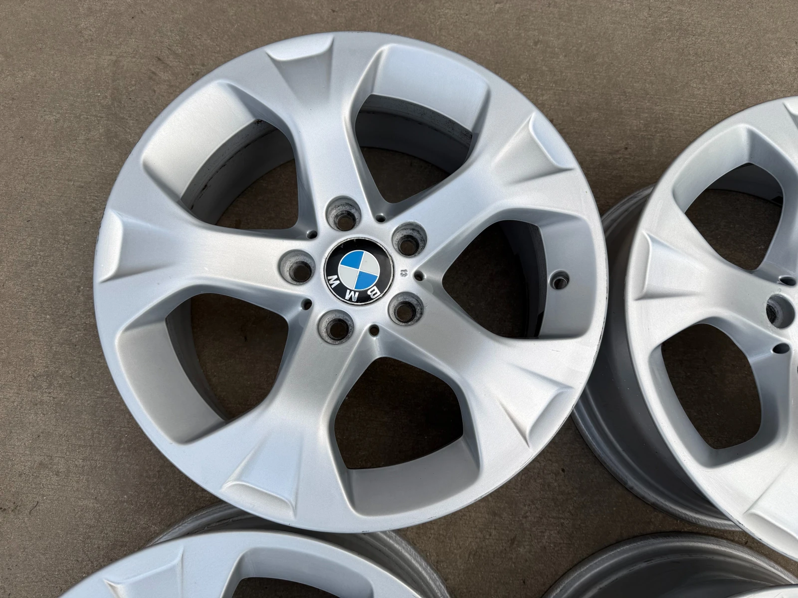 ������ | Mobile.bg � ����������� 6