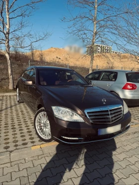     Mercedes-Benz S 500 5000