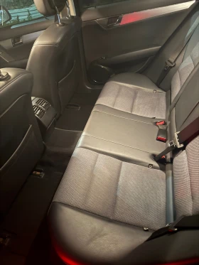 Mercedes-Benz C 180 НОВ  ВНОС С180 Бензин топ състояние Бяла перла - 8800 лв. / 4499.37 € - 52198888 4