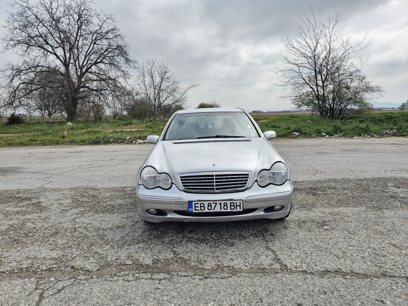 Mercedes-Benz C 200, снимка 1 - Автомобили и джипове - 46414555