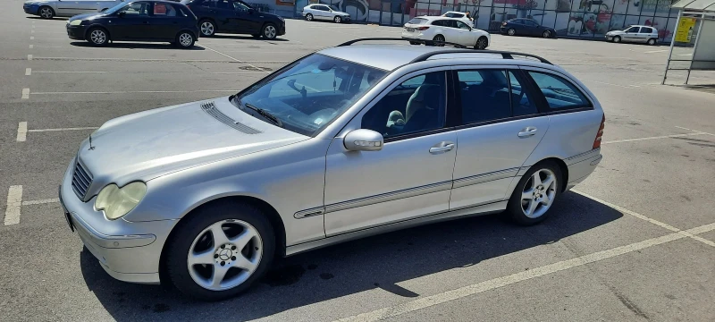 Mercedes-Benz C 220 Avantgarde , снимка 1 - Автомобили и джипове - 47208303