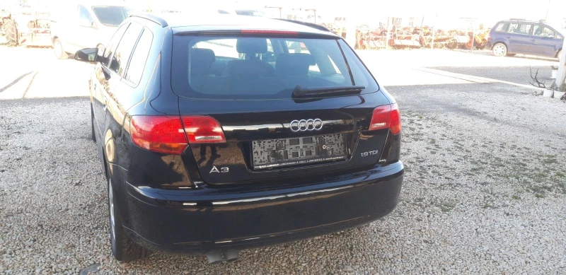 Audi A3 1, 9 TDI Sportback, снимка 6 - Автомобили и джипове - 48268125