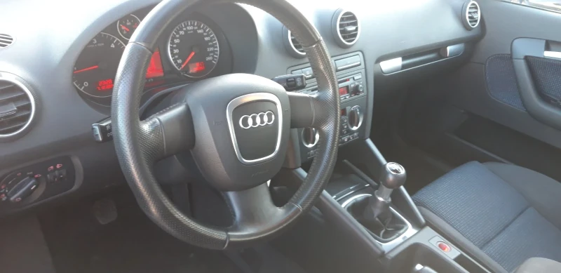 Audi A3 1, 9 TDI Sportback, снимка 9 - Автомобили и джипове - 48268125