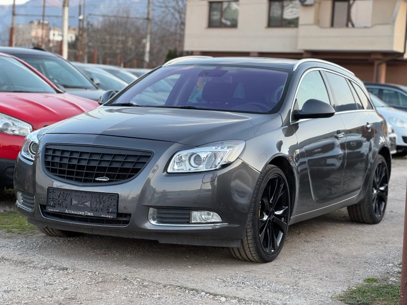 Opel Insignia 2.0Turbo 4x4 Automatic, снимка 2 - Автомобили и джипове - 49424399