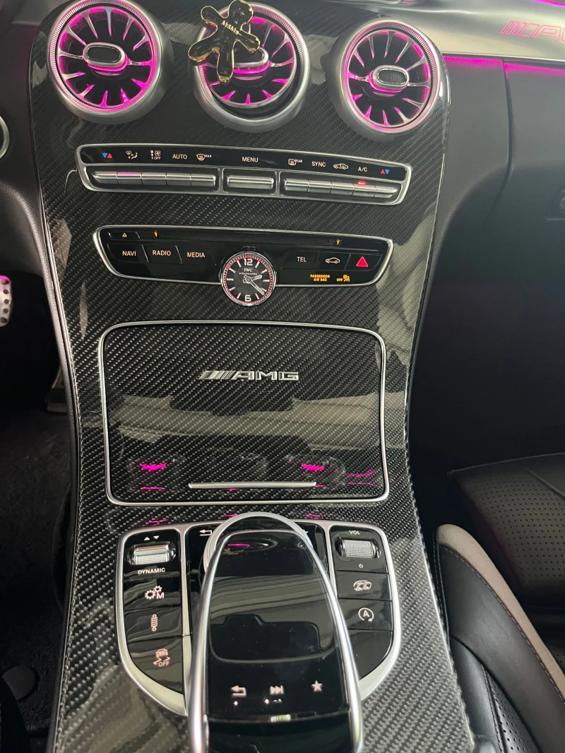 Mercedes-Benz C 63 AMG C 63 S, снимка 14 - Автомобили и джипове - 52286052