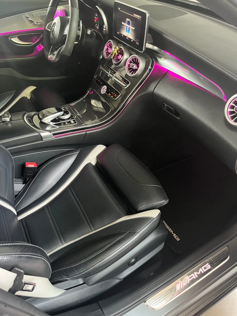 Mercedes-Benz C 63 AMG C 63 S, снимка 11 - Автомобили и джипове - 52286052