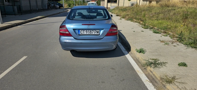 Mercedes-Benz CLK 270 CDI, снимка 5 - Автомобили и джипове - 52649093