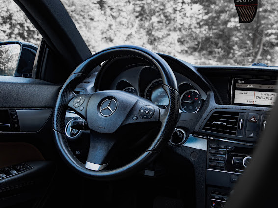 Mercedes-Benz E 250, снимка 10 - Автомобили и джипове - 45688833