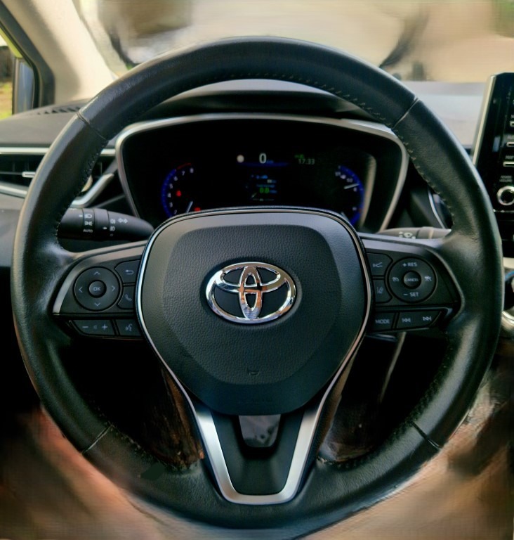 Toyota Corolla 1.6 Executive-Гаранция до 12/2025 - 51700 км, снимка 12 - Автомобили и джипове - 46264156