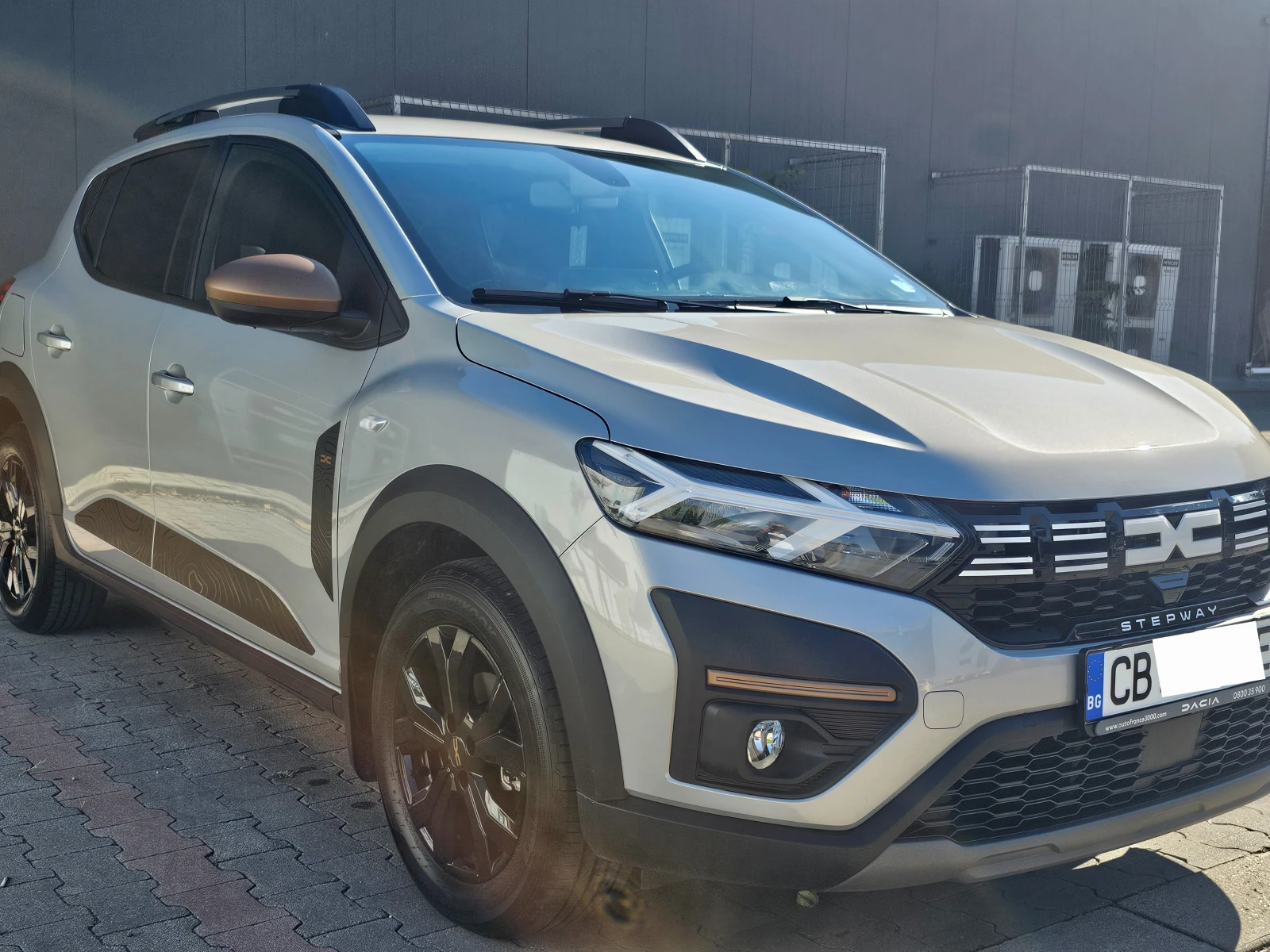 Dacia Sandero 1.0 TCE STEPWAY EXTREME - изображение 3