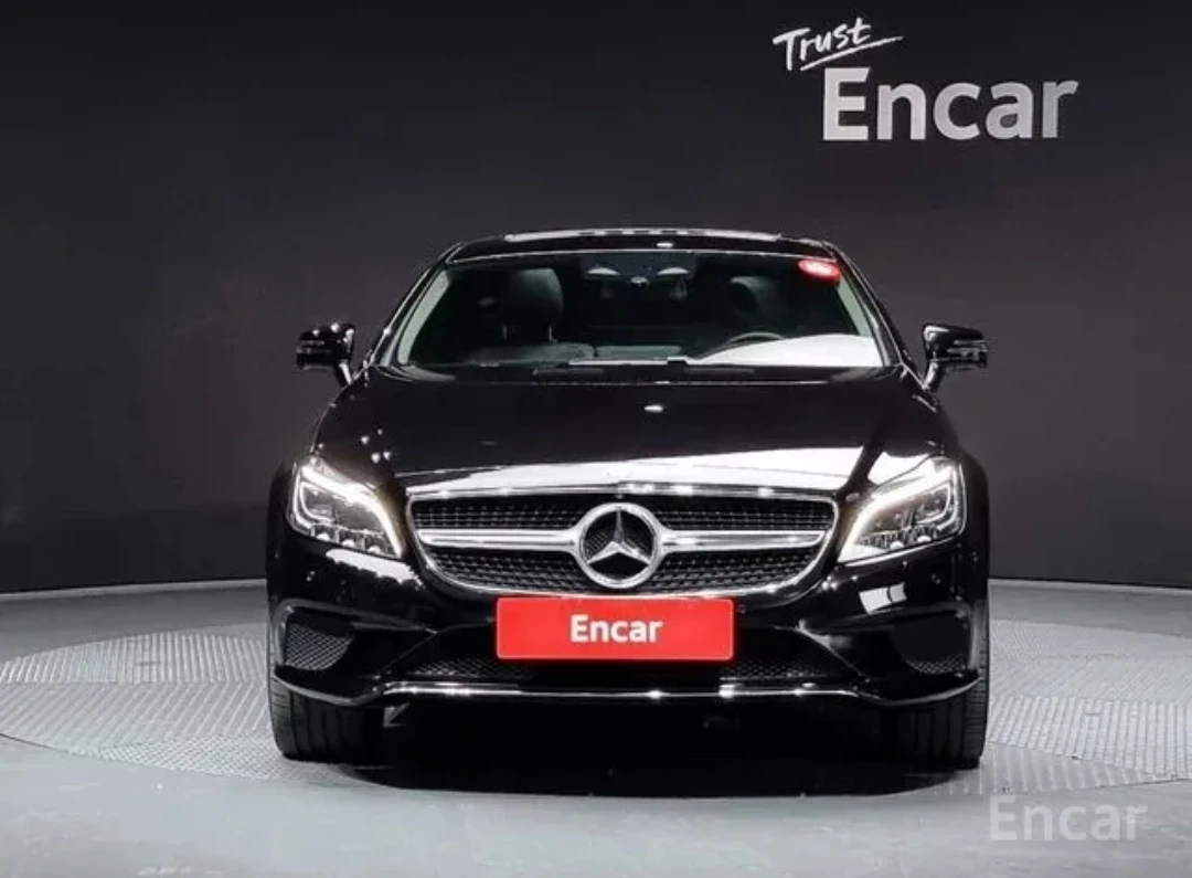 Mercedes-Benz CLS 350 4Matic 140000км. Без инциденти  - изображение 3