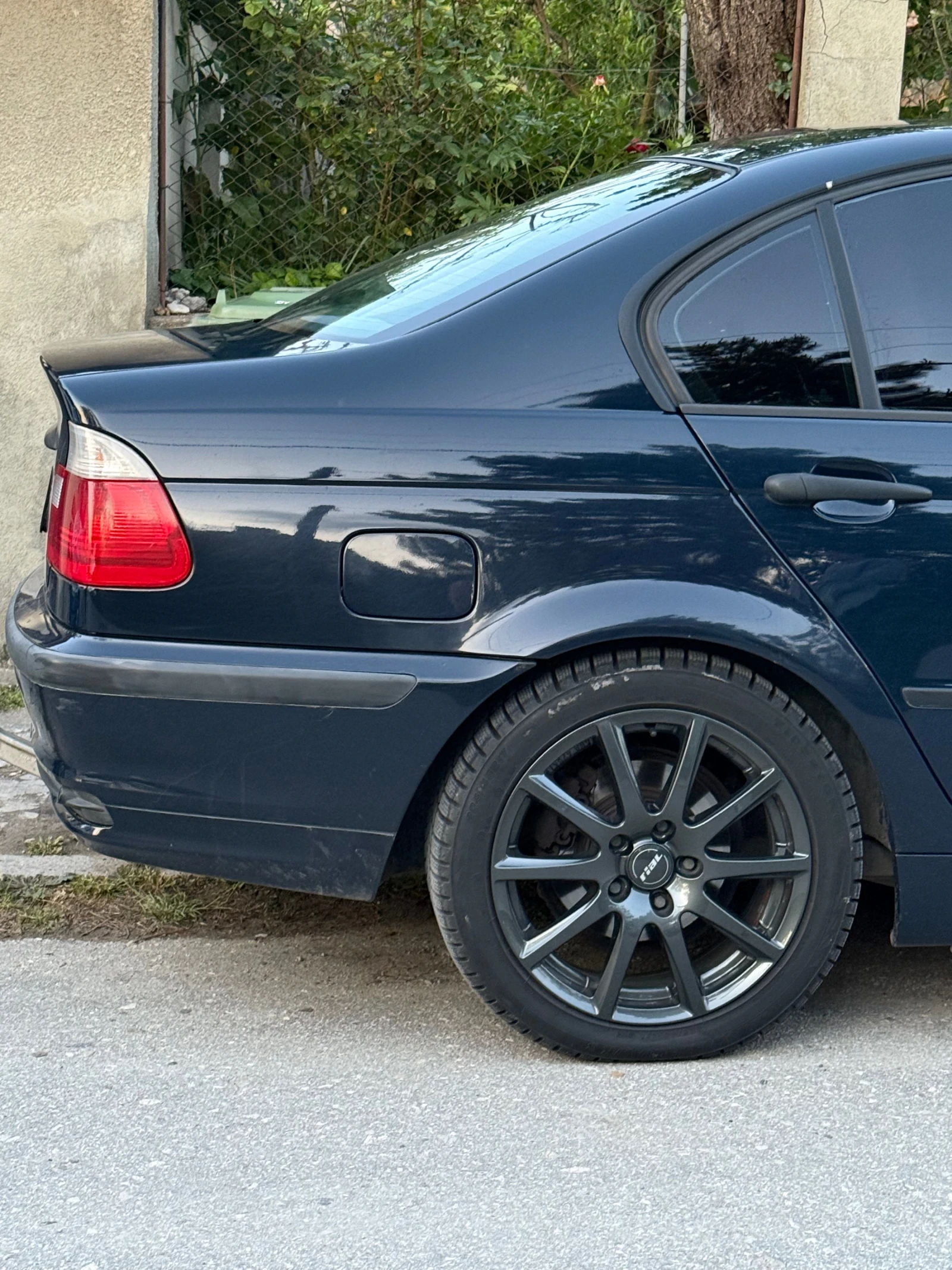 BMW 318 318i - изображение 2