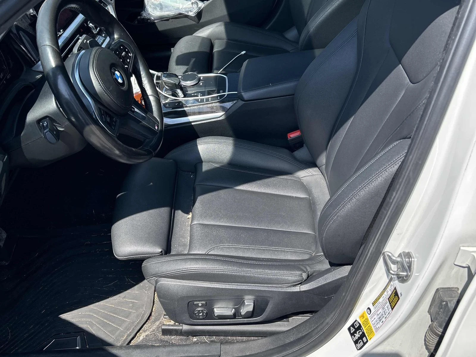 BMW 330 Очакван внос ! BMW 330i xDrive M-Pack - изображение 8