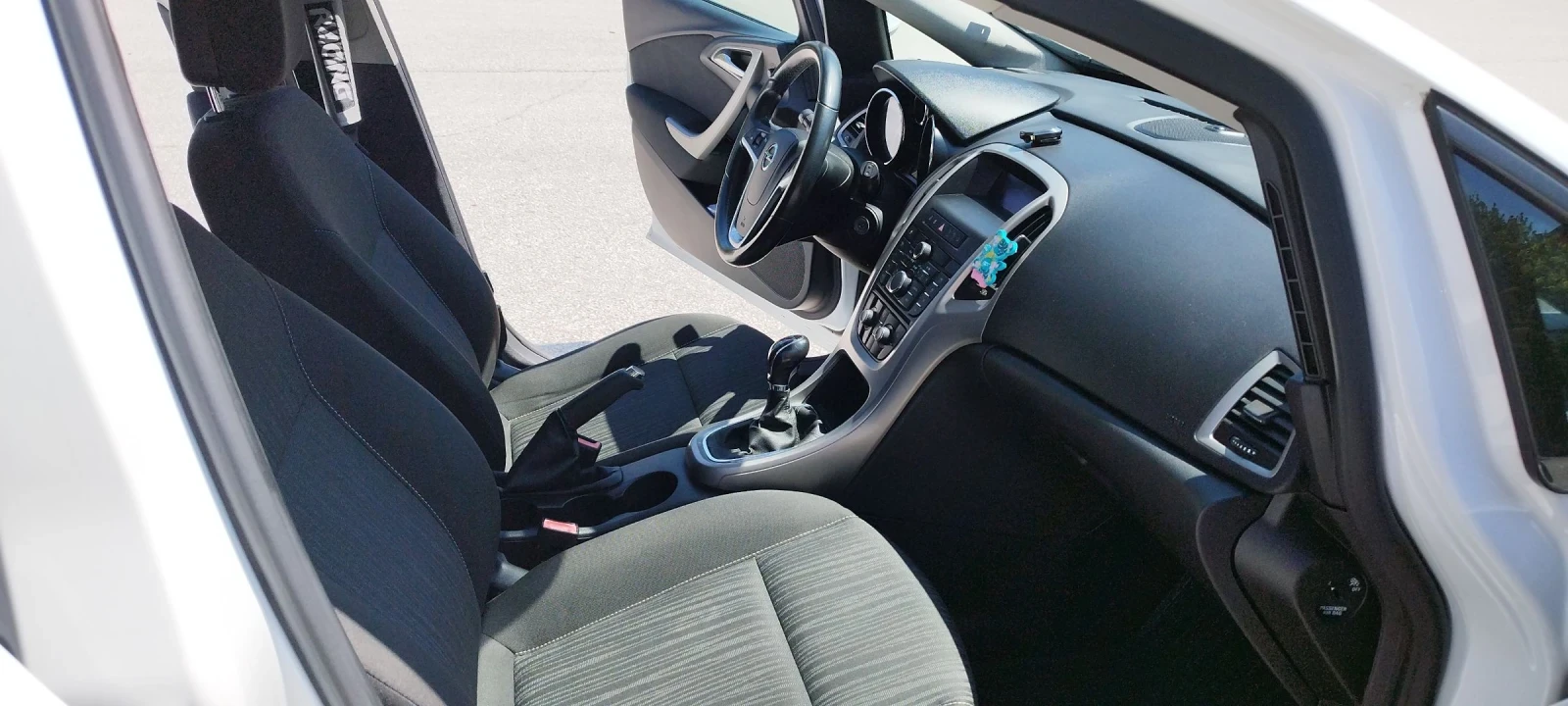 Opel Astra J - изображение 6