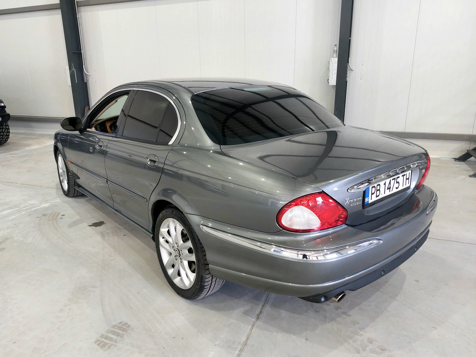 Jaguar X-type 3.0 AWD - изображение 6