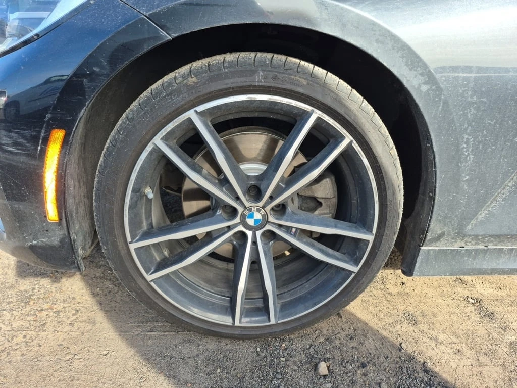 BMW 330 * 330I XDRIVE * CARFAX * ЦЕНА ДО БЪЛГАРИЯ - изображение 6