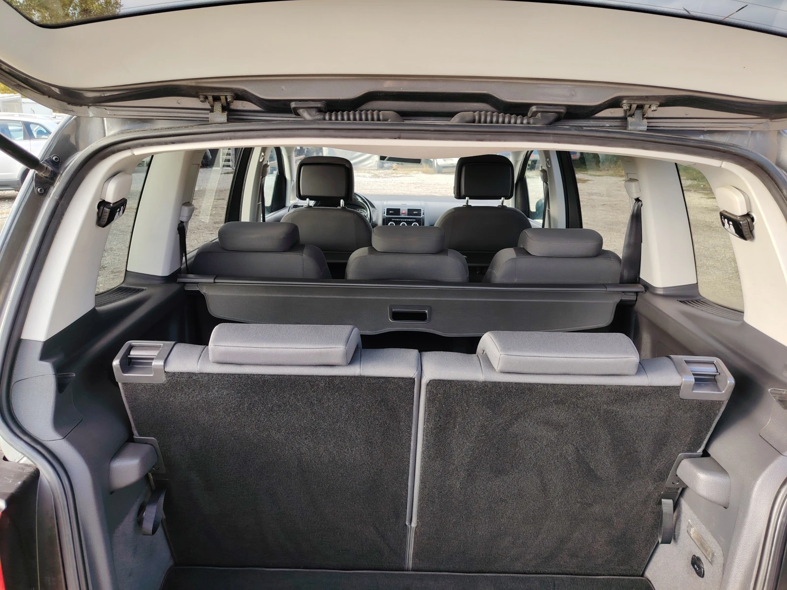 VW Touran 1.6tdi 105.6./7/FACE/ 5// | Mobile.bg   15