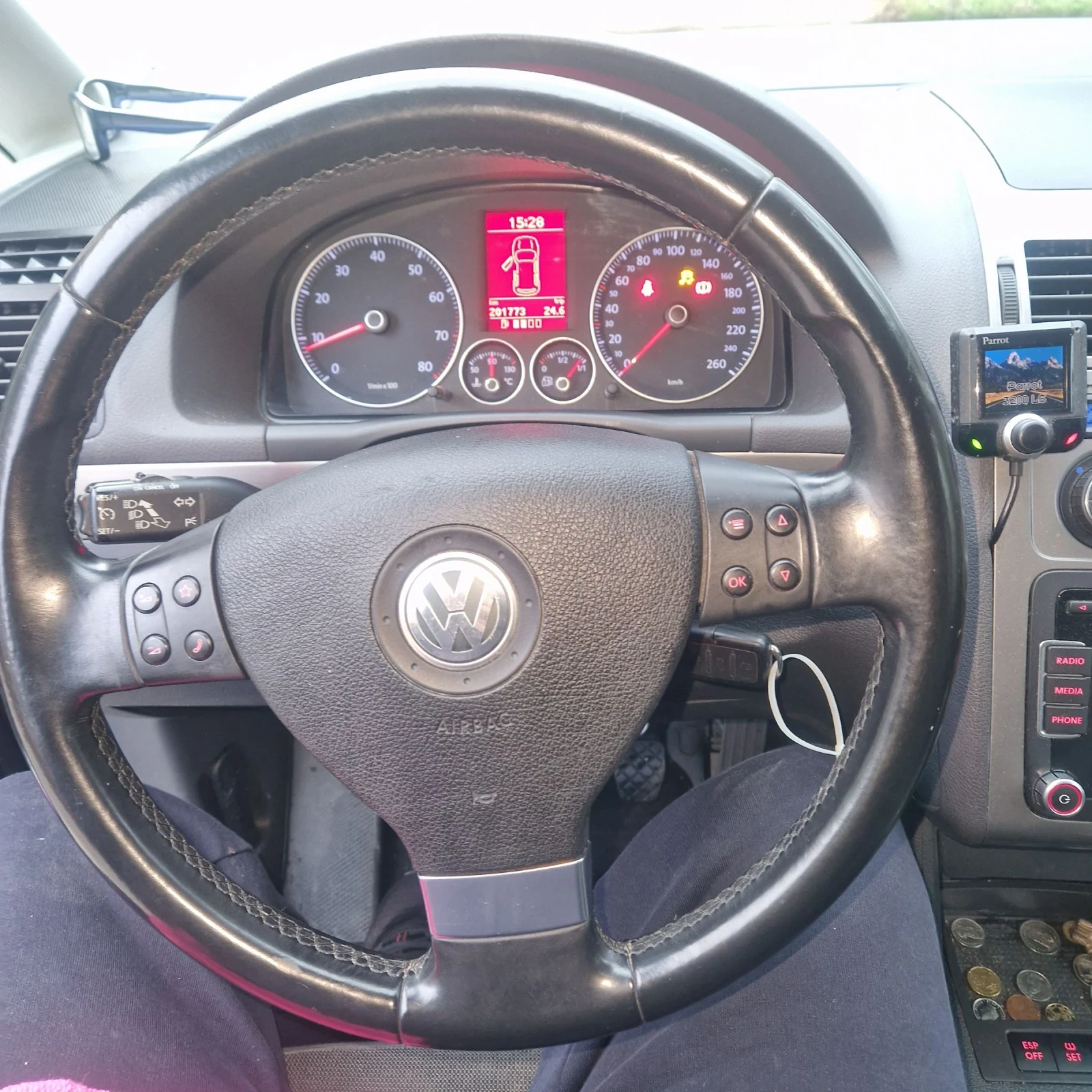 VW Touran 2, 0i безин/метан Швейцария - изображение 9