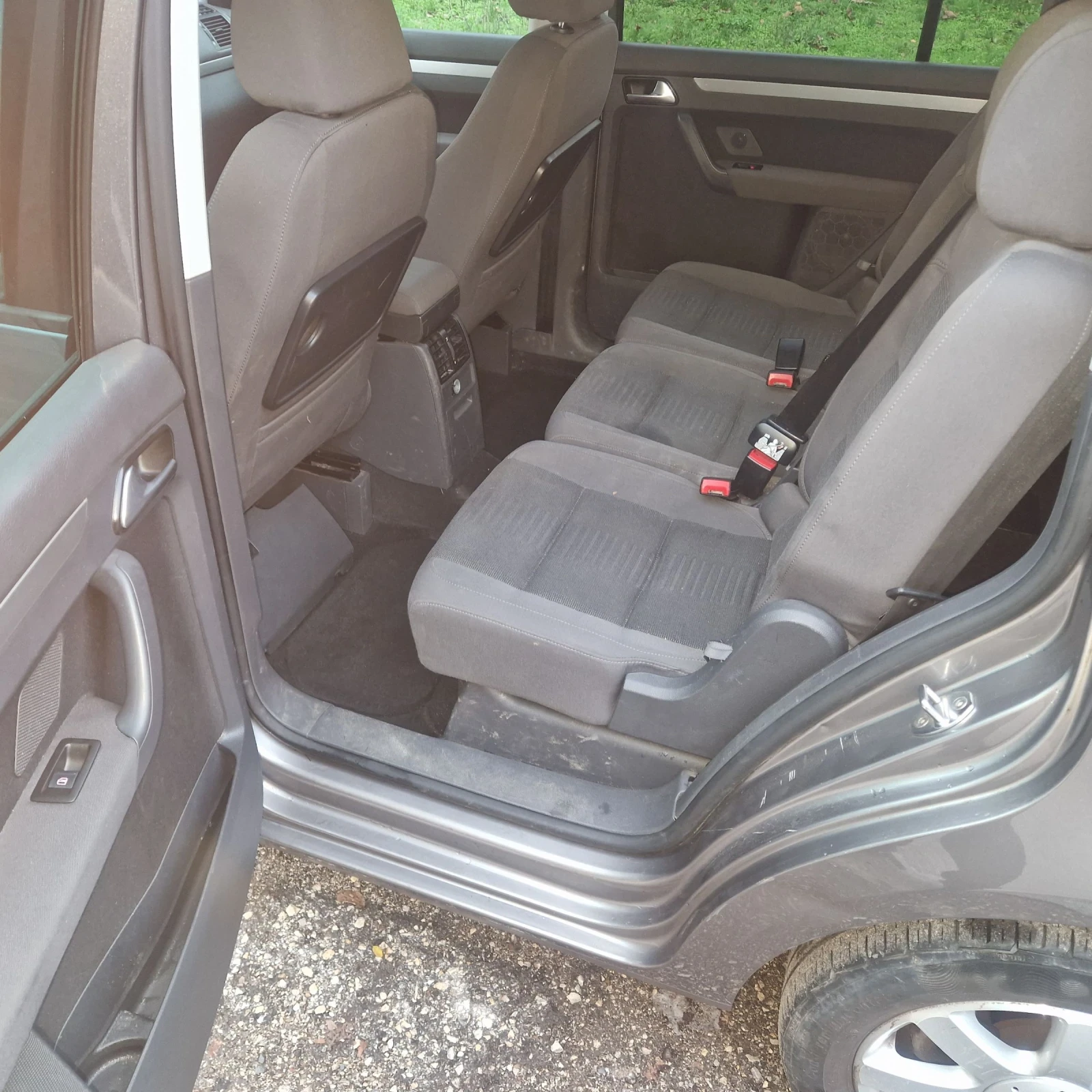 VW Touran 2, 0i �����/����� ��������� | Mobile.bg � ����������� 16