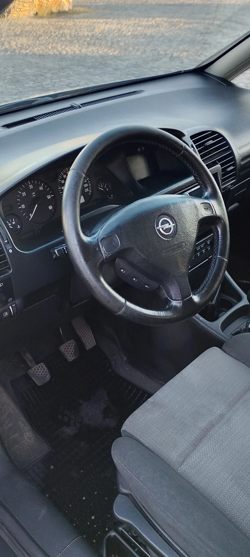 Opel Zafira 2, 0 DTI - изображение 9