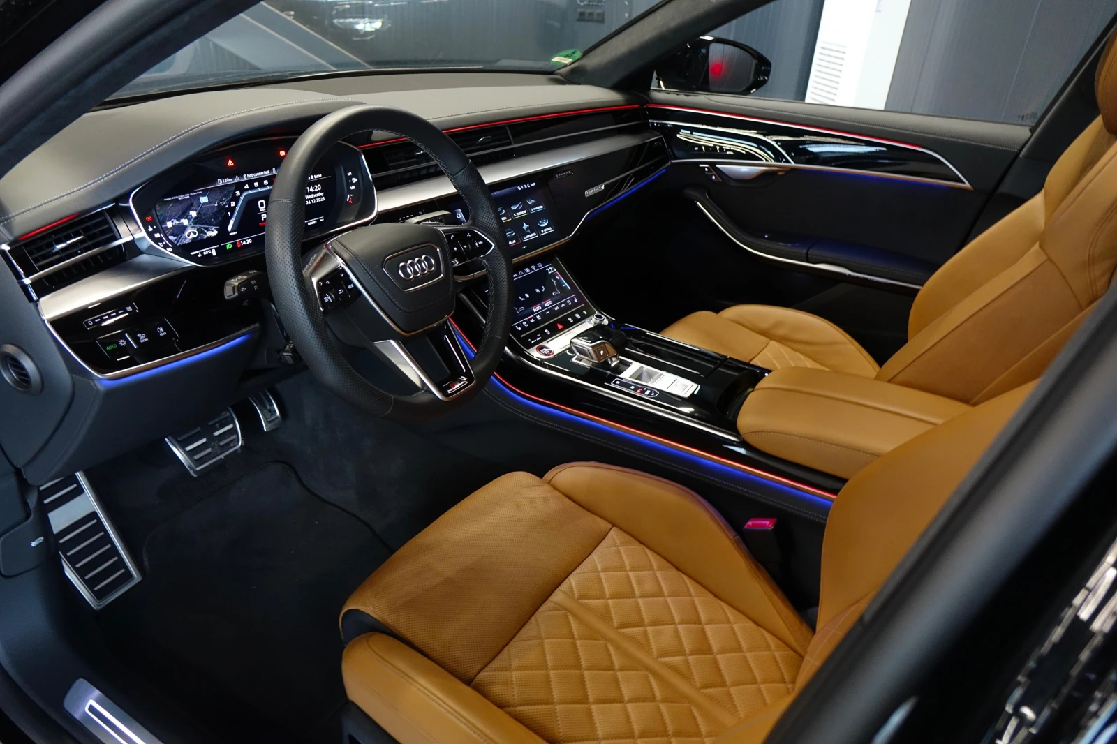 Audi S8 CERAMIC BRAKE* B&O* PANO* EXCLUSIVE* 360*  - изображение 10