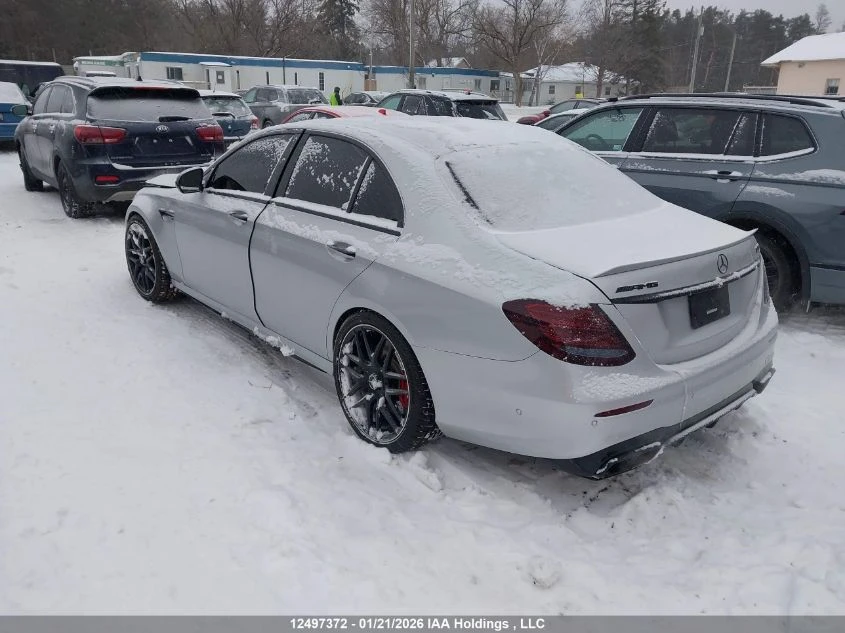 Mercedes-Benz E 63 AMG S* AMBIENT* ОБДУХ* HEADUP*  - изображение 6