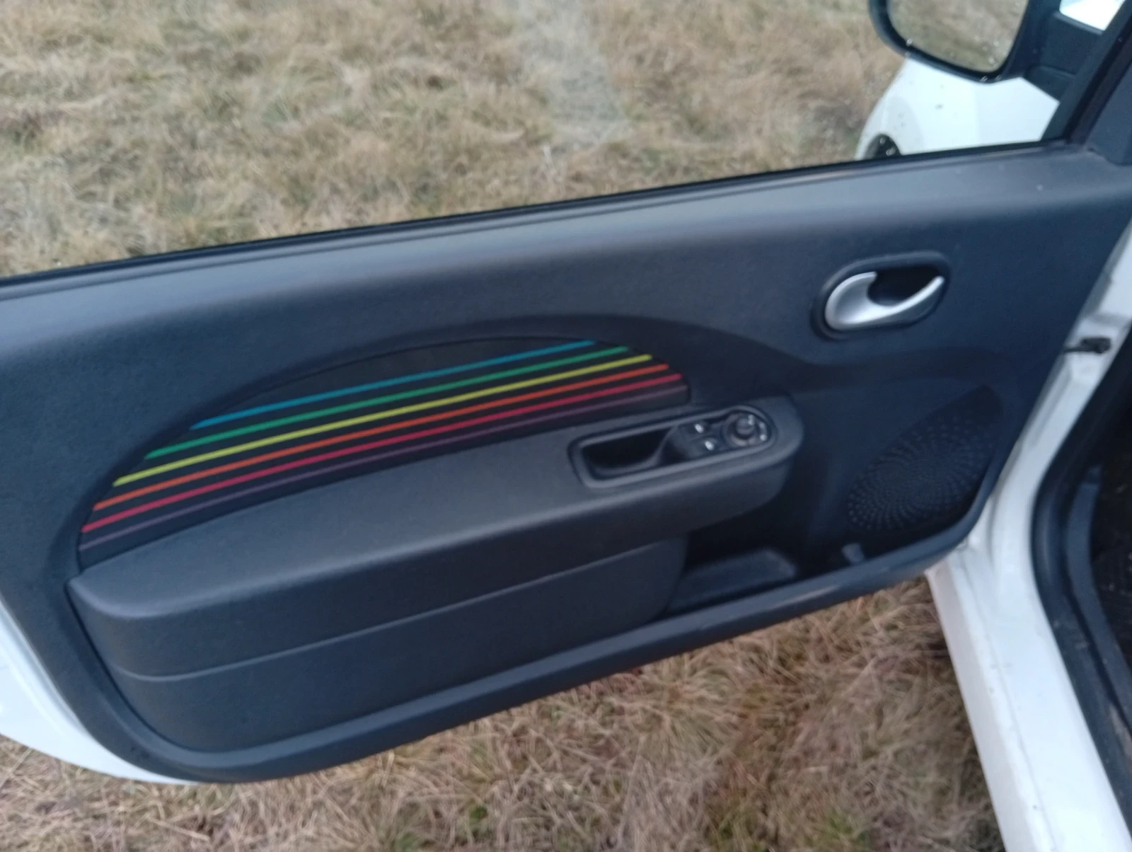 Renault Twingo Фейс лифт  - изображение 6