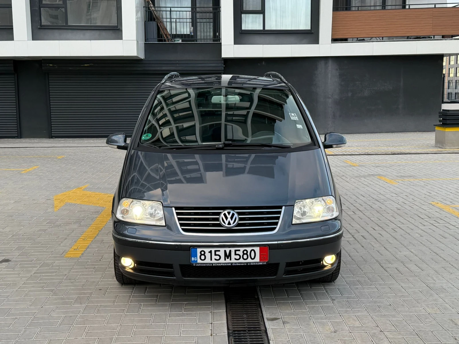VW Sharan 2.0TDI 8P, снимка 3 - Автомобили и джипове - 53816362
