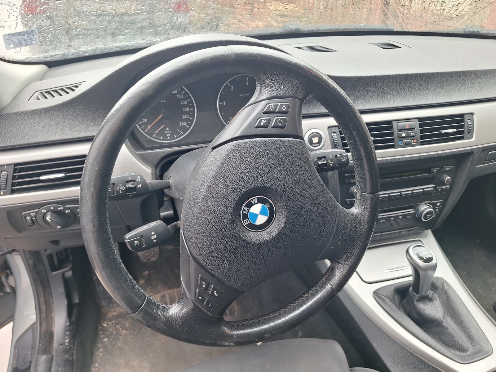 BMW 320, снимка 6 - Автомобили и джипове - 53958432