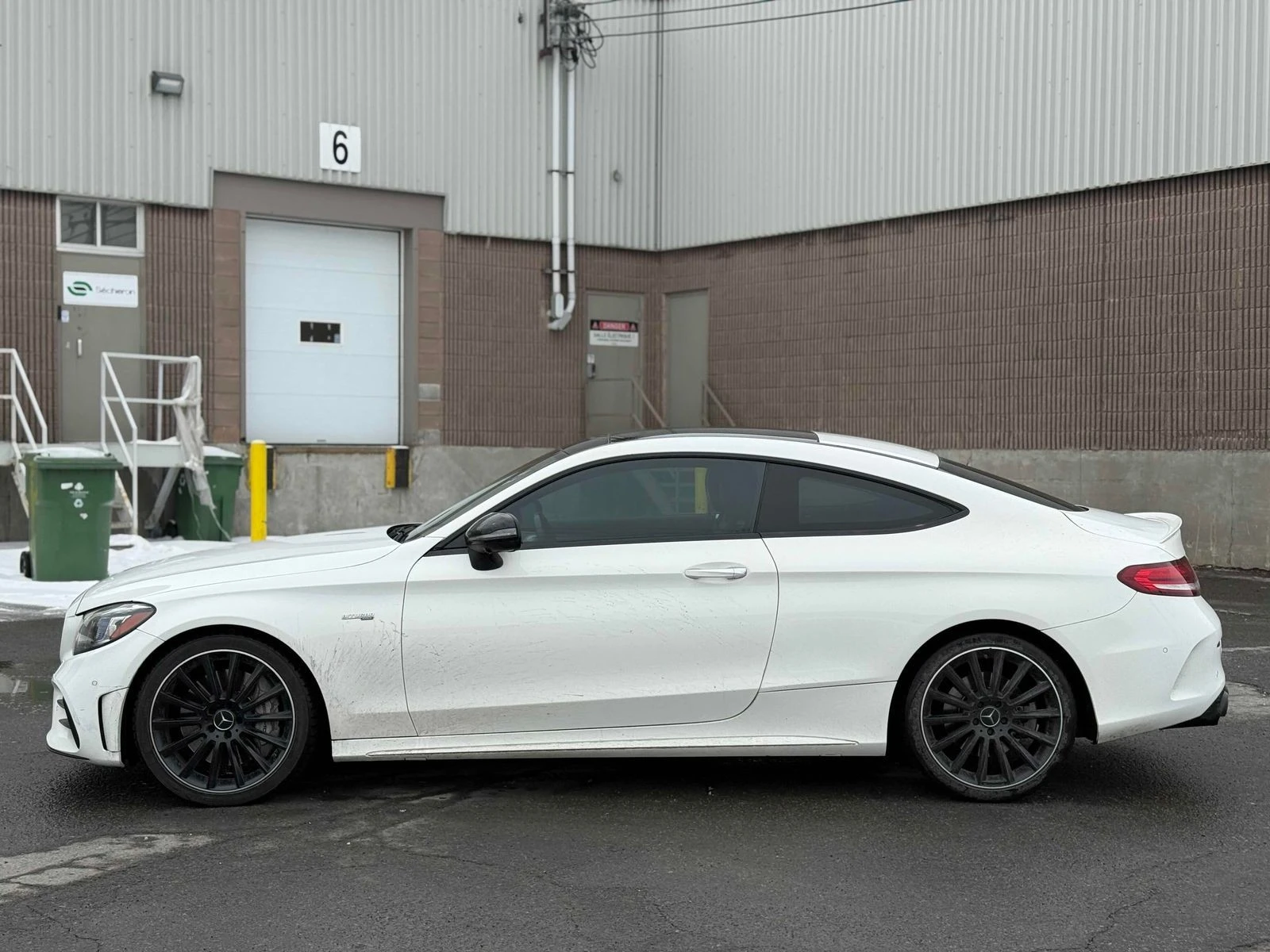 Mercedes-Benz C 43 AMG С РЕГИСТРАЦИЯ & АВТО КРЕДИТ, снимка 3 - Автомобили и джипове - 53997768