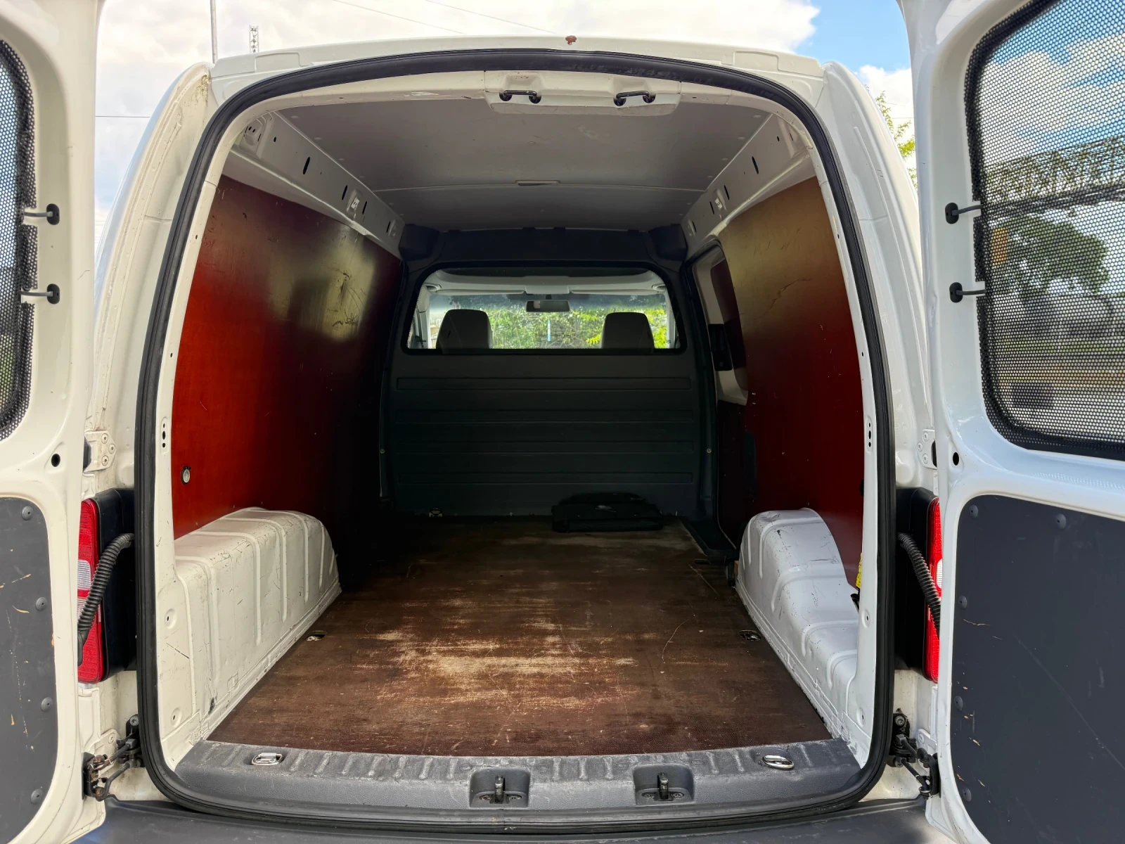 VW Caddy 1.6TDI MAXI | Mobile.bg � ����������� 9