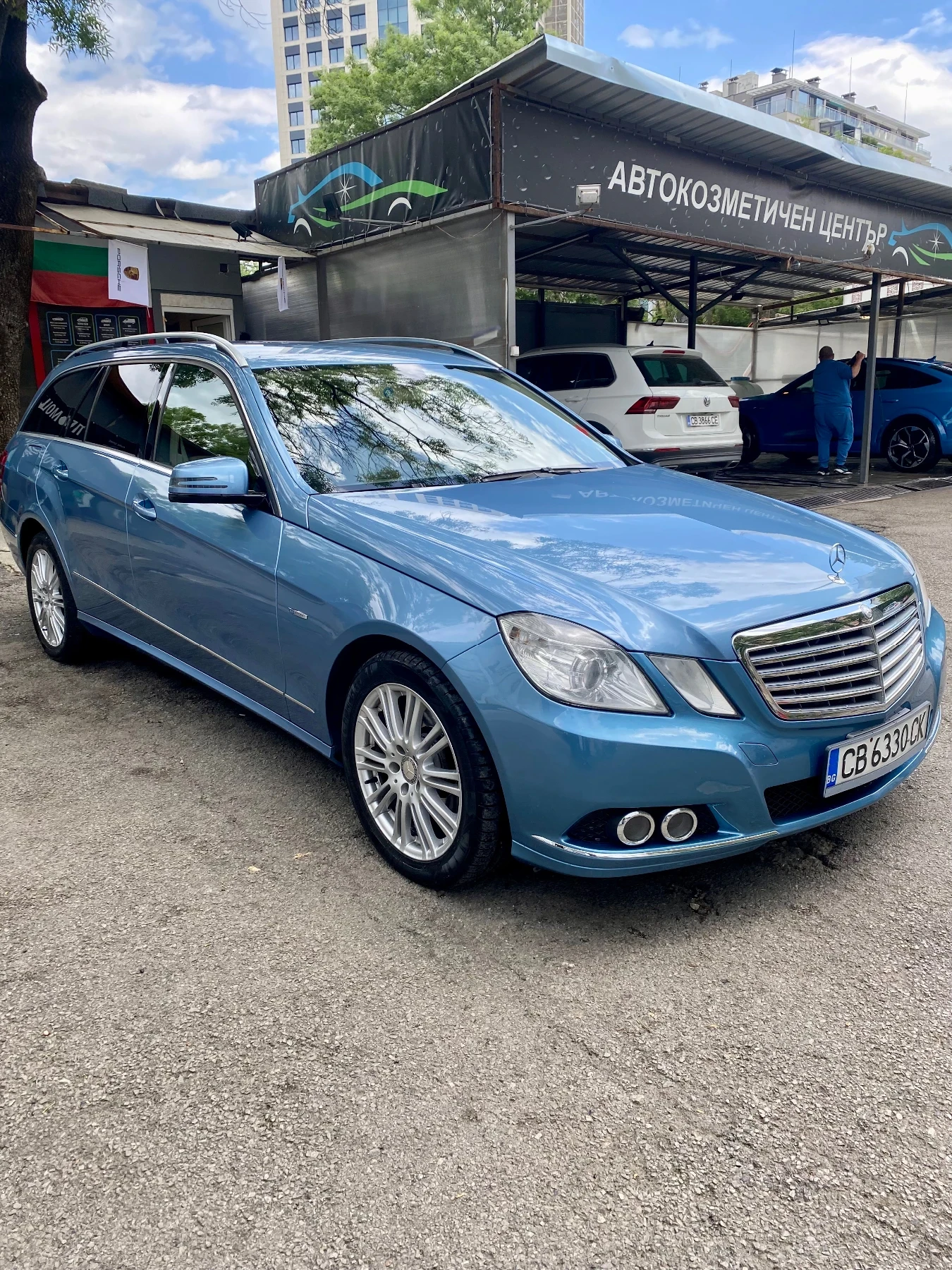 Mercedes-Benz E 350, снимка 2 - Автомобили и джипове - 54575477