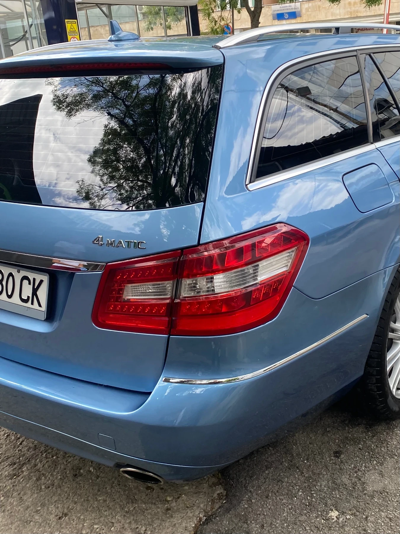 Mercedes-Benz E 350, снимка 6 - Автомобили и джипове - 54575477