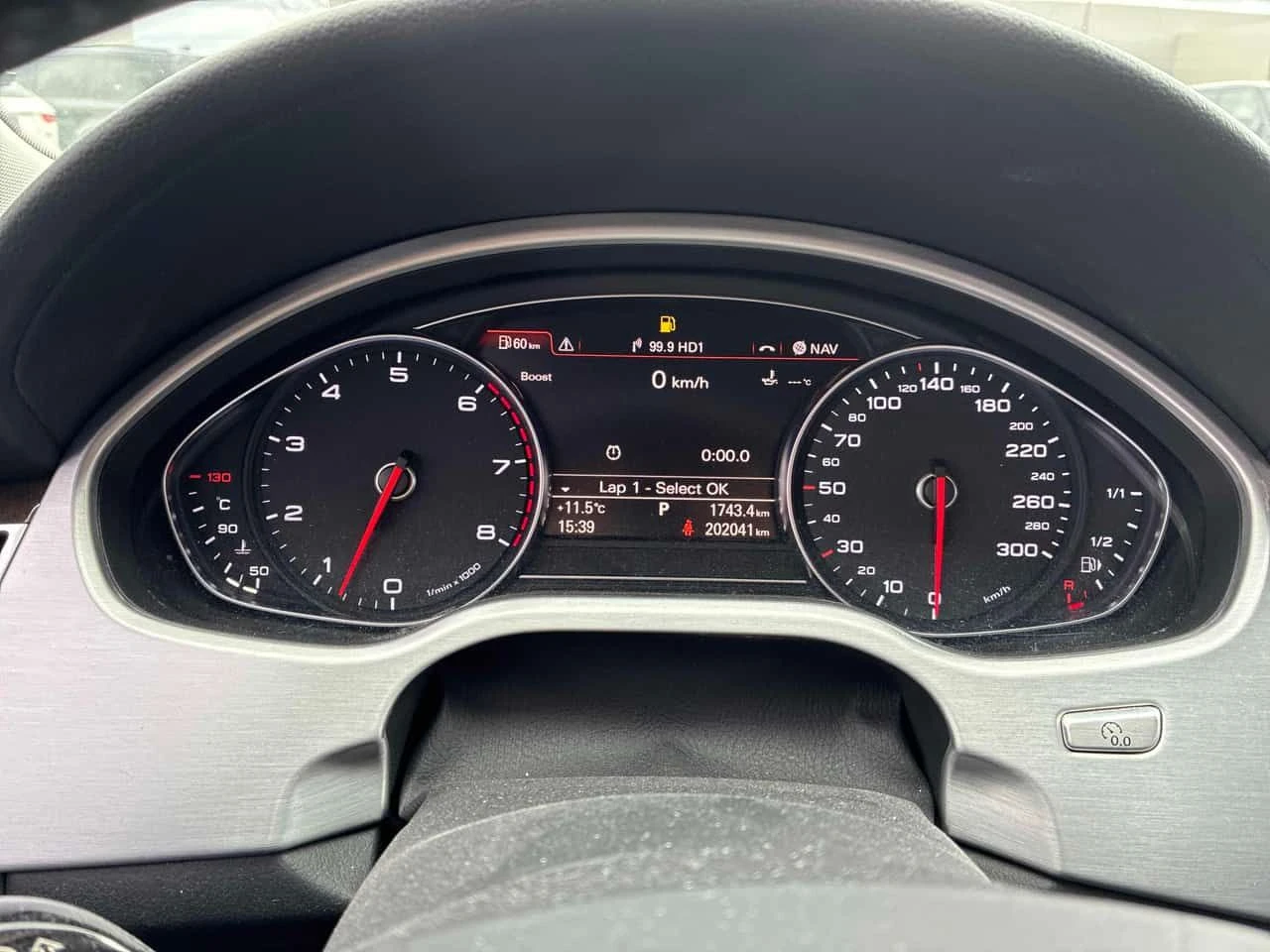 Audi A8 * 4.0T * ГЛАВНО ПРЕДСТАВИТЕЛСТВО* , снимка 8 - Автомобили и джипове - 54605456