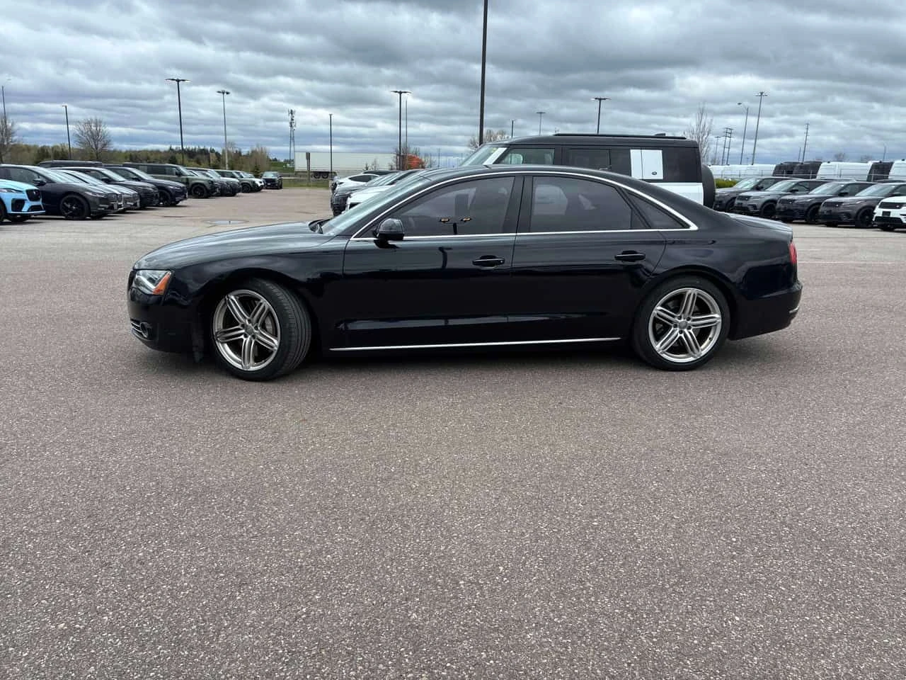 Audi A8 * 4.0T * ГЛАВНО ПРЕДСТАВИТЕЛСТВО* , снимка 3 - Автомобили и джипове - 54605456