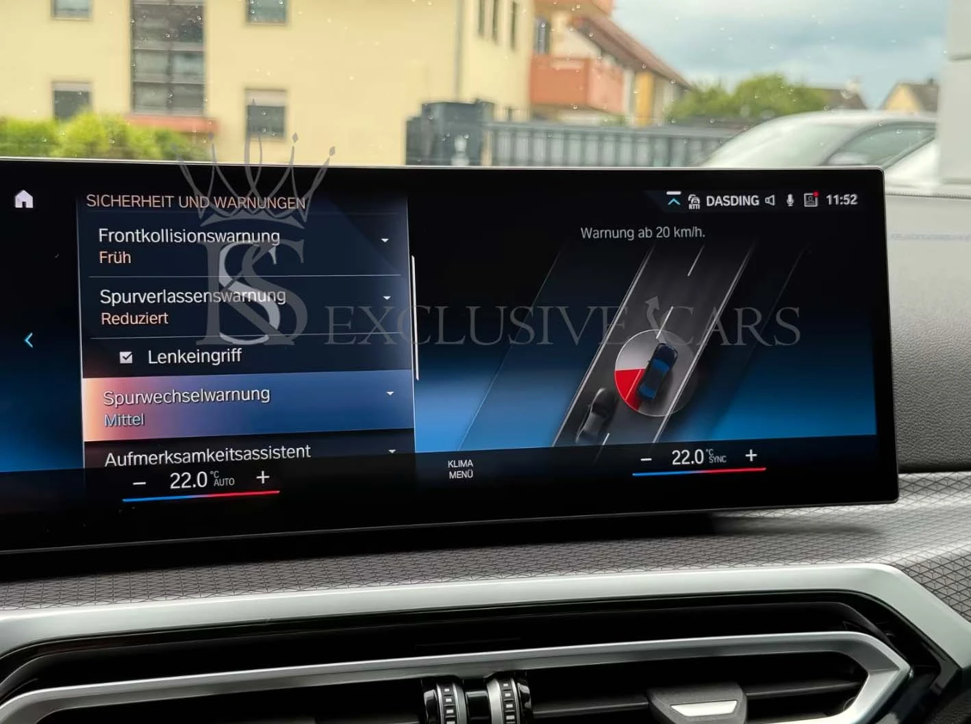 BMW 320 i M-SPORT* HUD* MEMMORY* , снимка 10 - Автомобили и джипове - 54848307