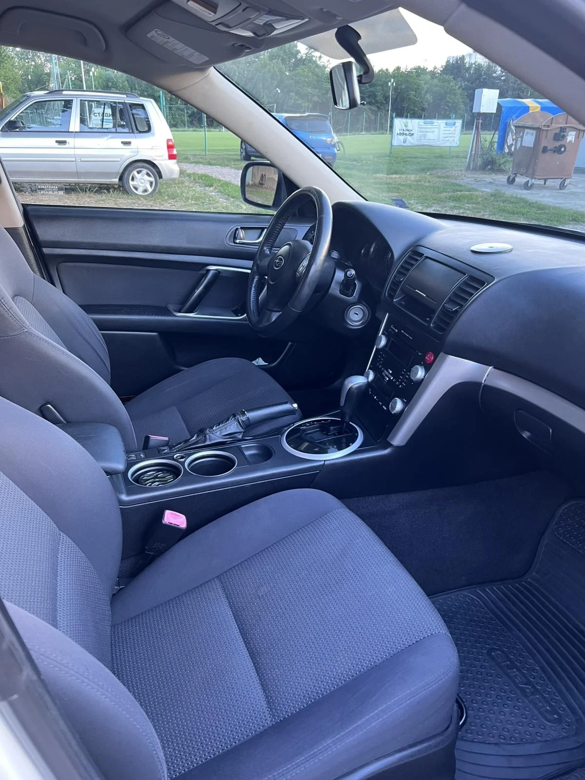Subaru Legacy 2.0 I, снимка 11 - Автомобили и джипове - 54861441
