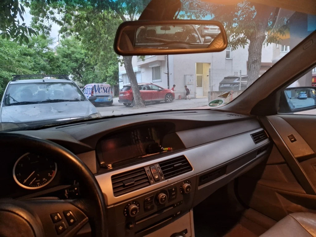 BMW 525, снимка 10 - Автомобили и джипове - 54918926