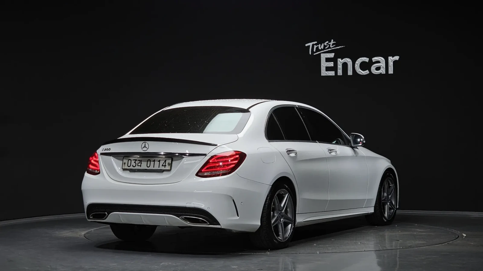 Mercedes-Benz C 200 4MATIC AMG LINE HEAD UP !МАСАЖИ! 360CAM/PANO, снимка 2 - Автомобили и джипове - 55201189