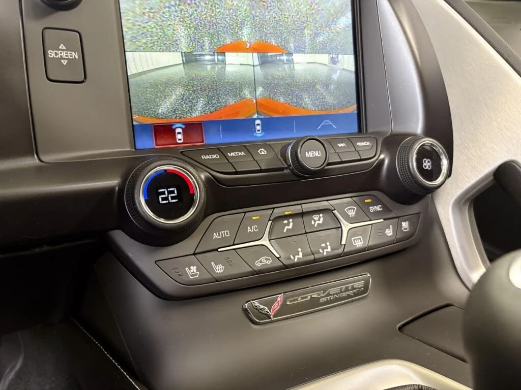 Chevrolet Corvette Stingray Z51 2LT Coupe RWD, снимка 11 - Автомобили и джипове - 55237394