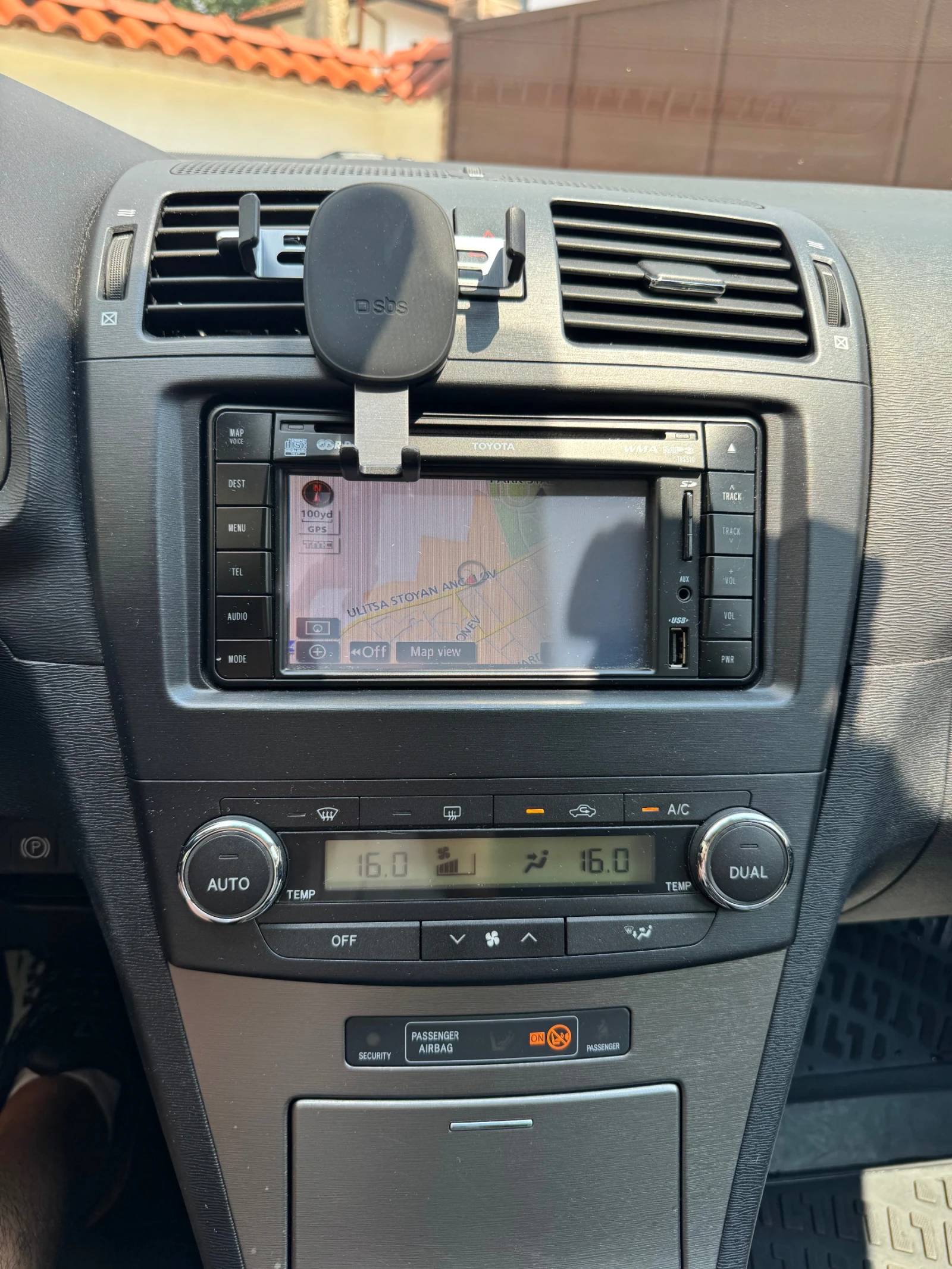 Toyota Avensis, снимка 8 - Автомобили и джипове - 55597680