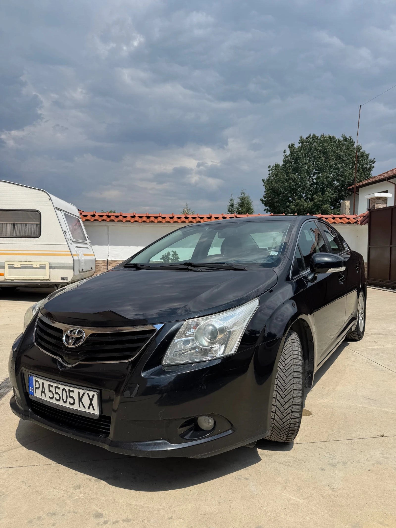 Toyota Avensis, снимка 3 - Автомобили и джипове - 55597680