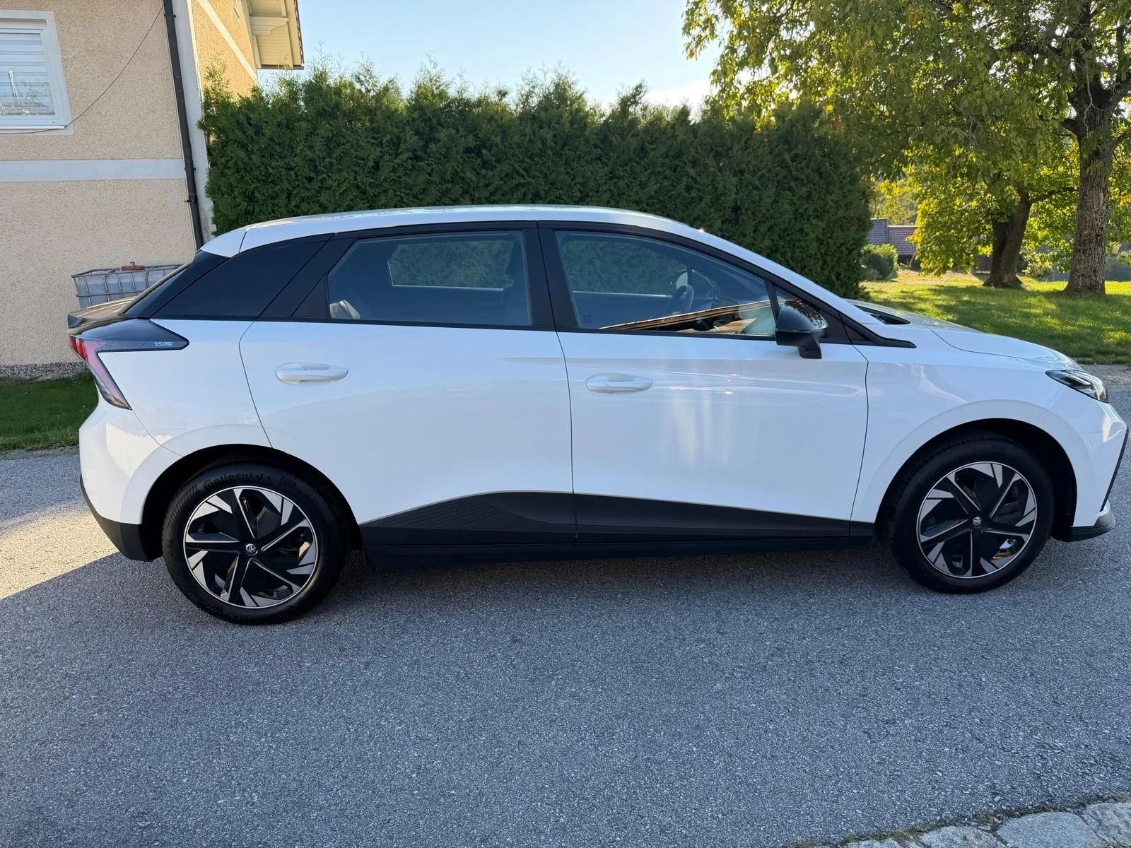 Mg MG4 �����������! 54 106 �� � ����� �������� �������!! | Mobile.bg � ����������� 4