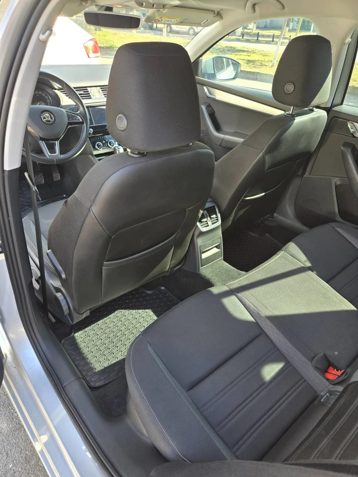 Skoda Octavia, снимка 11 - Автомобили и джипове - 56337704
