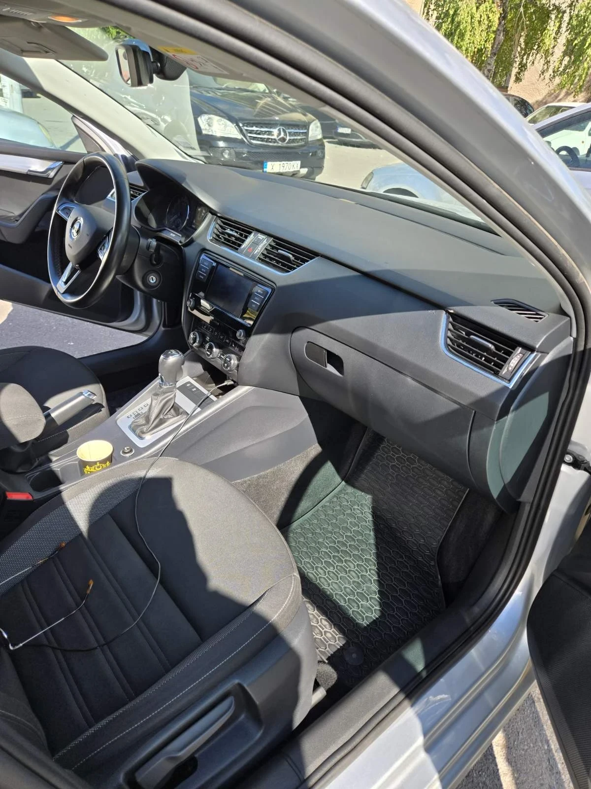 Skoda Octavia, снимка 12 - Автомобили и джипове - 56337704