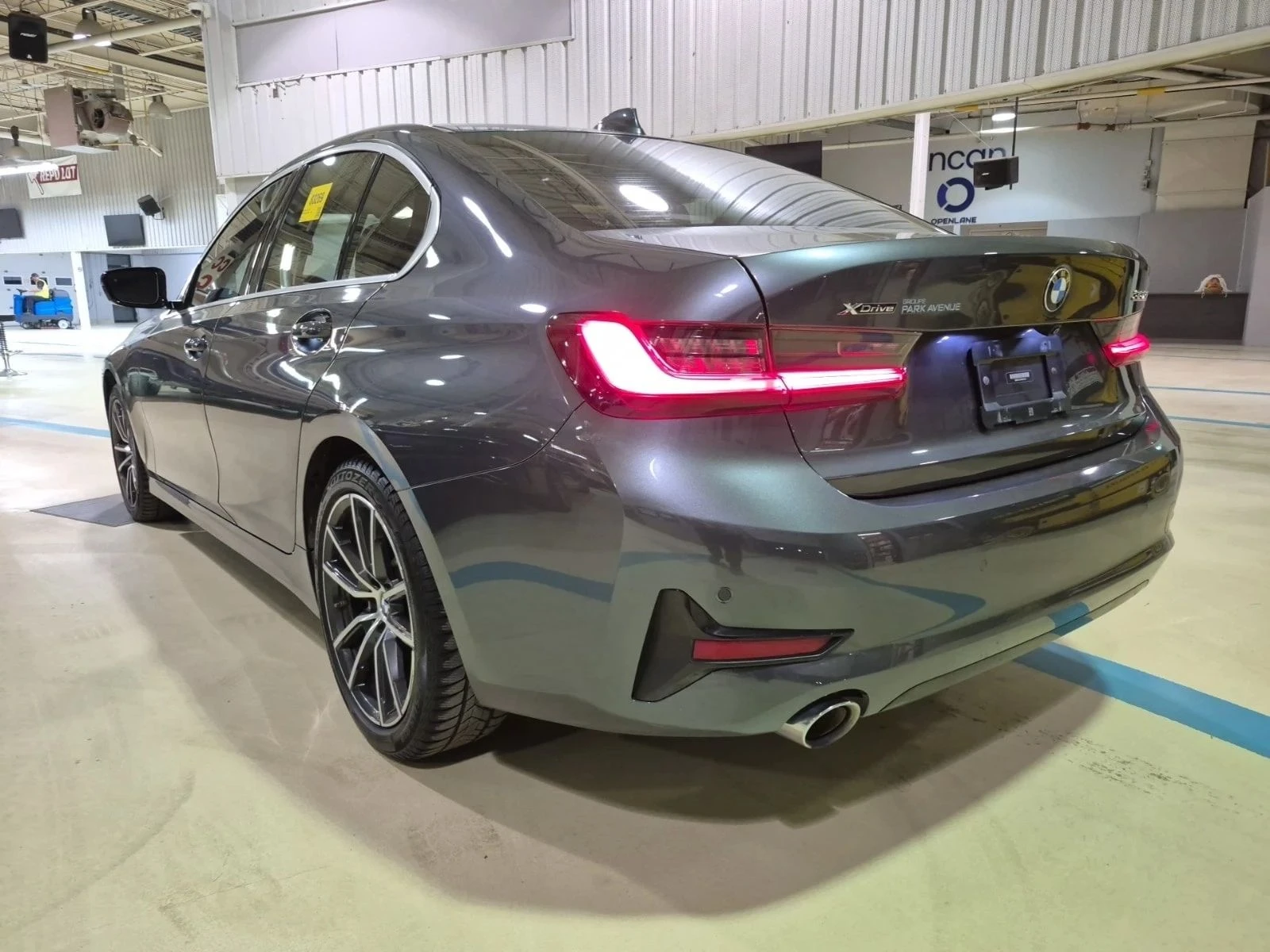 BMW 330, снимка 4 - Автомобили и джипове - 56737125