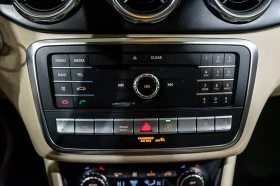 Mercedes-Benz GLA 250 4MATIC* APPLE CARPLAY* PANORAMA* ПОДГРЕВ, снимка 12