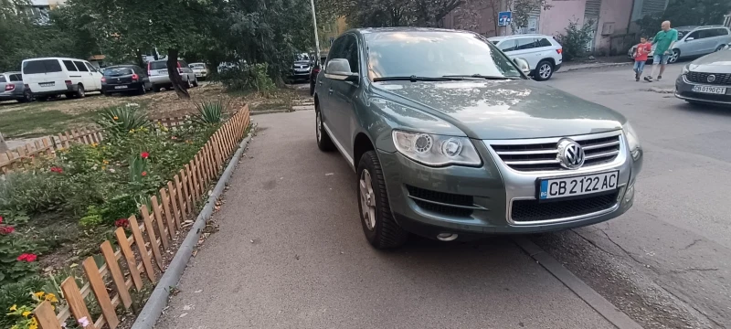 VW Touareg 2.5 tdi, снимка 1 - Автомобили и джипове - 47122754