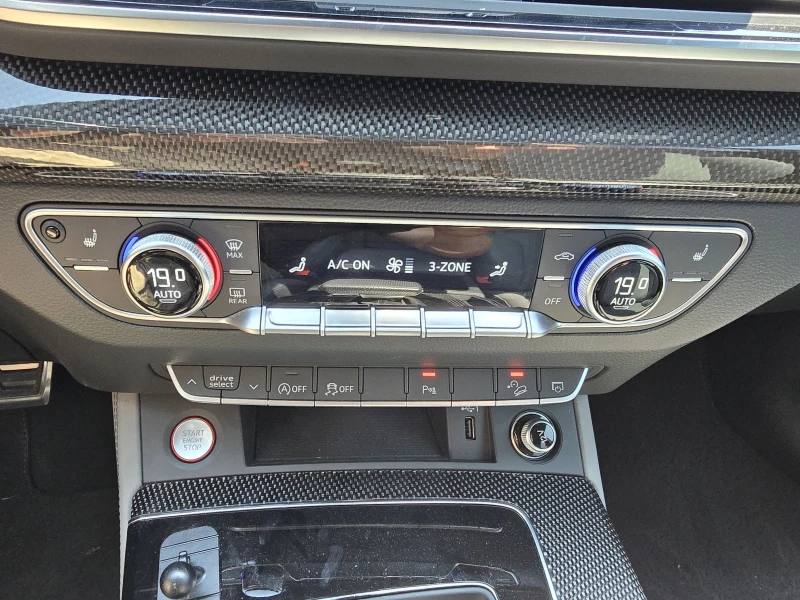 Audi SQ5, снимка 9 - Автомобили и джипове - 51774067