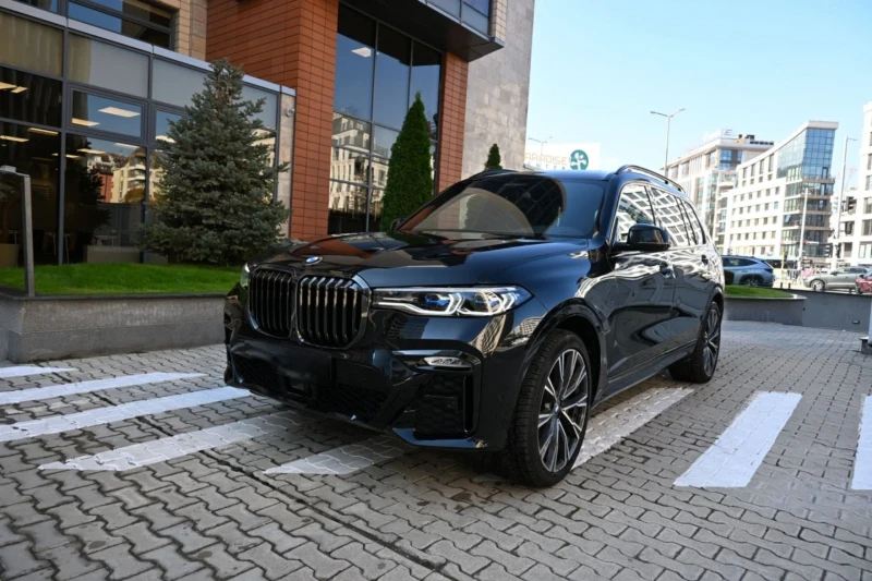 BMW X7 M50i//Headap//Tv//pano//softclose //full, снимка 4 - Автомобили и джипове - 52546504